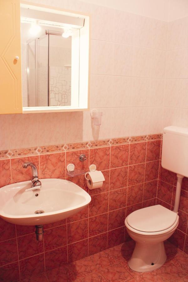 Villa Valf Posedarje Esterno foto
